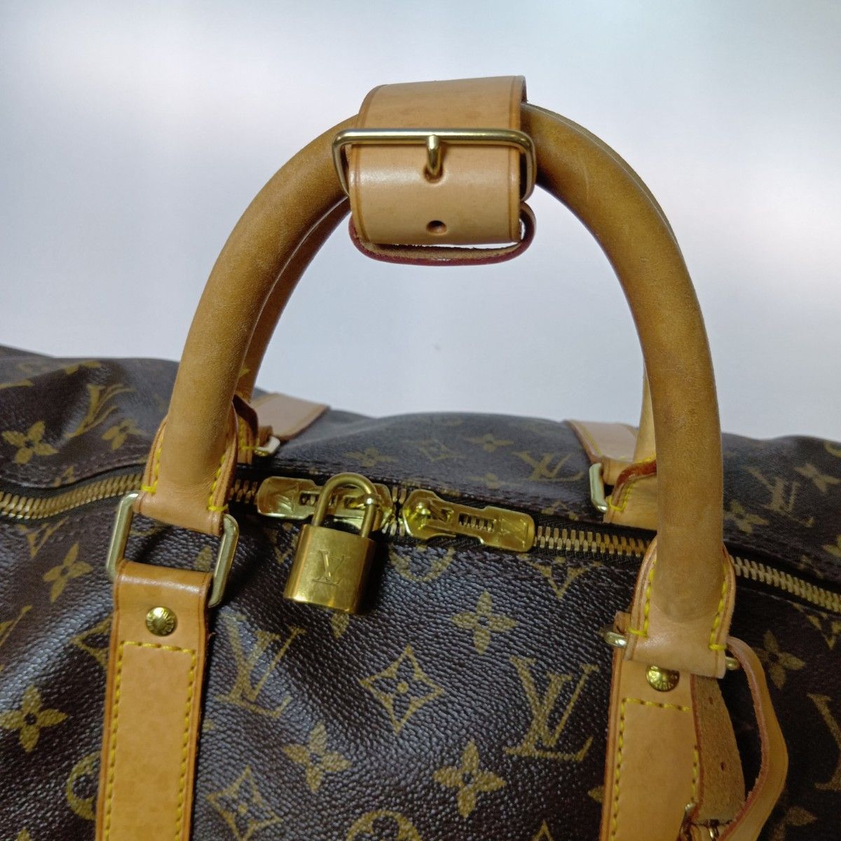 Louis Vuitton Monogram Keepall 50 Boston Bag Brown Key Missing — view 6