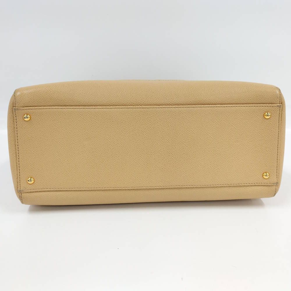 Chanel Chain Shoulder Bag Caviar Leather Beige — view 6