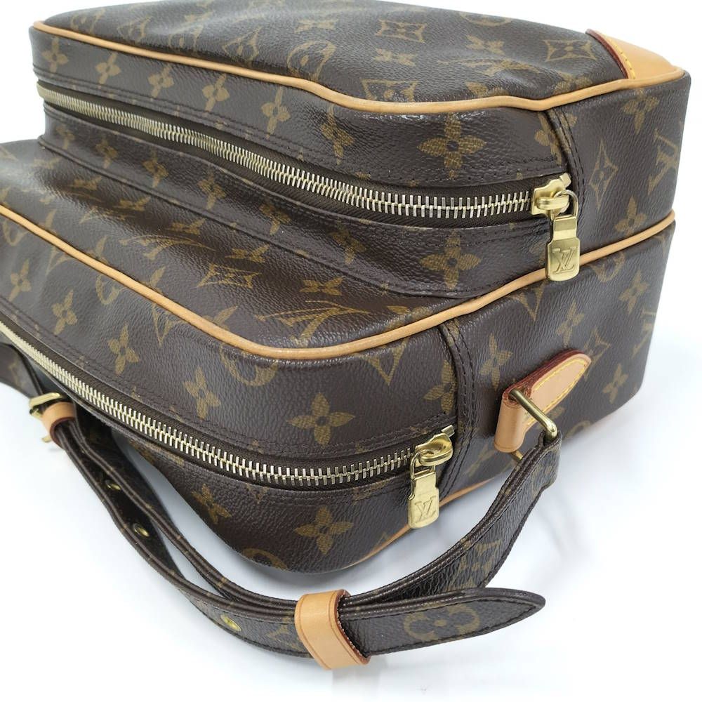 Louis Vuitton Nile GM Shoulder Bag Monogram — view 5