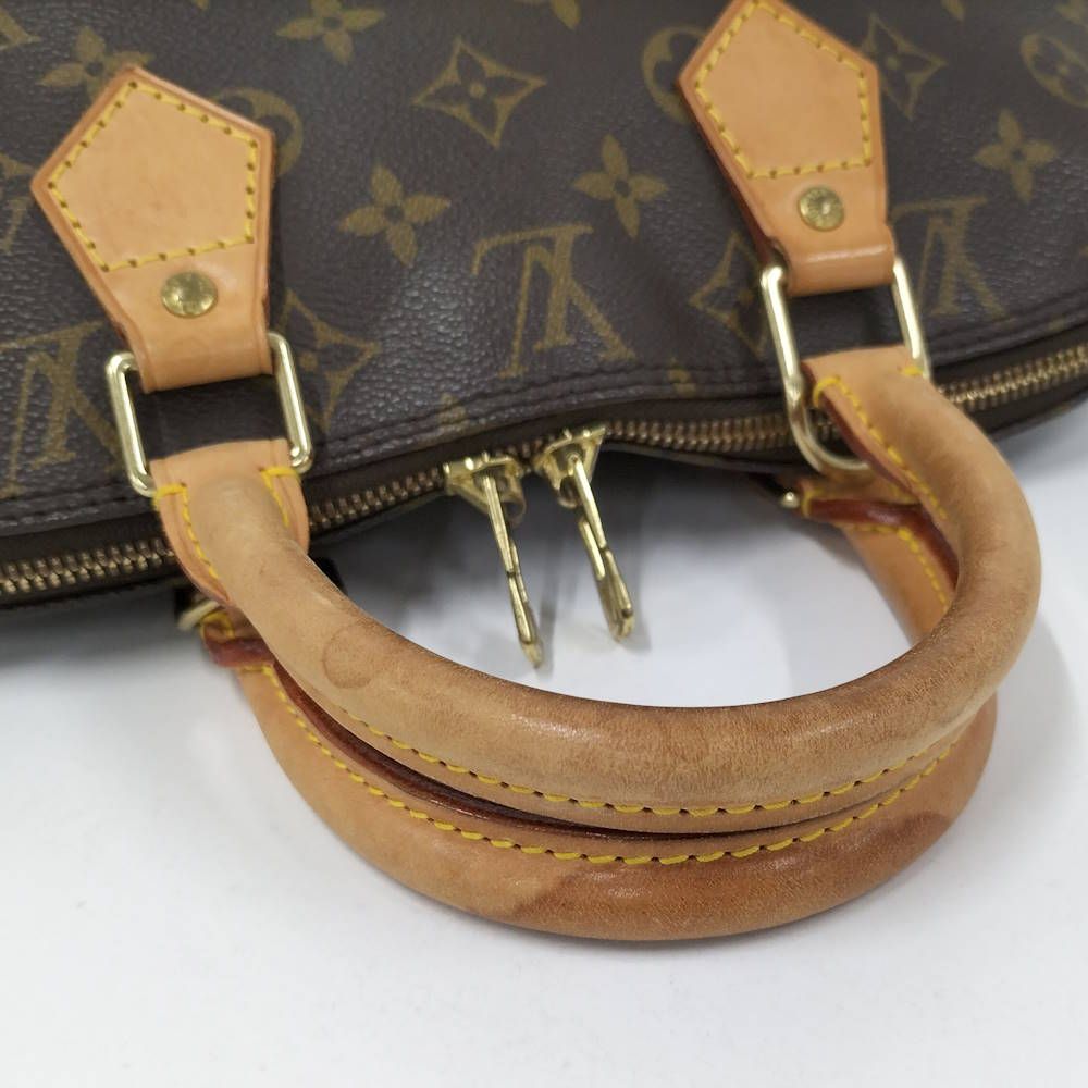 Louis Vuitton Alma Handbag Monogram — view 6