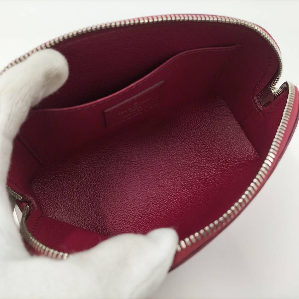 Louis Vuitton Pochette Cosmetic Pouch Epi Red — view 7