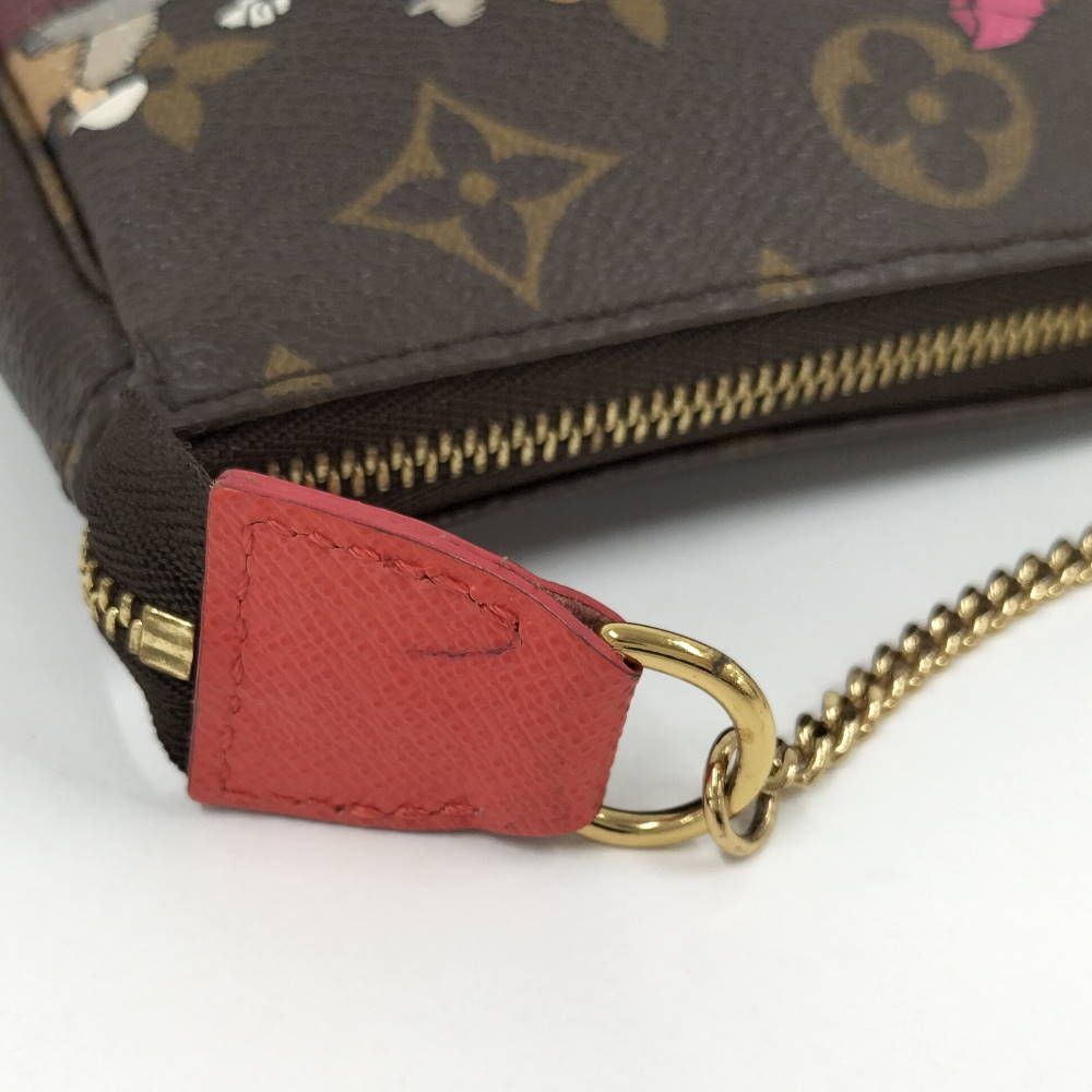 Louis Vuitton Mini Pochette Accessoire Illust Evasion Pouch Monogram — view 6