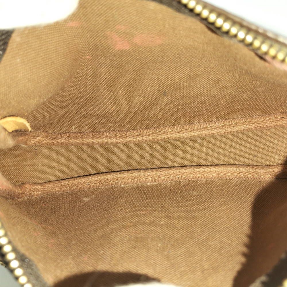 Louis Vuitton Mini Pochette Accessoire Illust Evasion Pouch Monogram — view 9