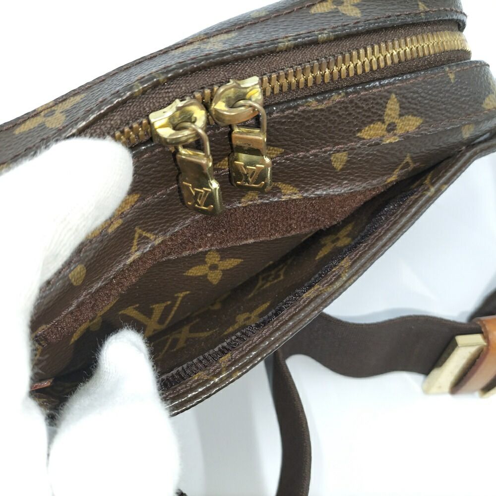 Louis Vuitton Belt Bag Geronimos Monogram — view 7