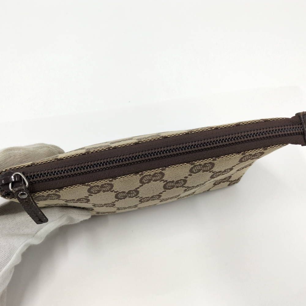 Gucci Makeup Pouch GG Canvas — view 7