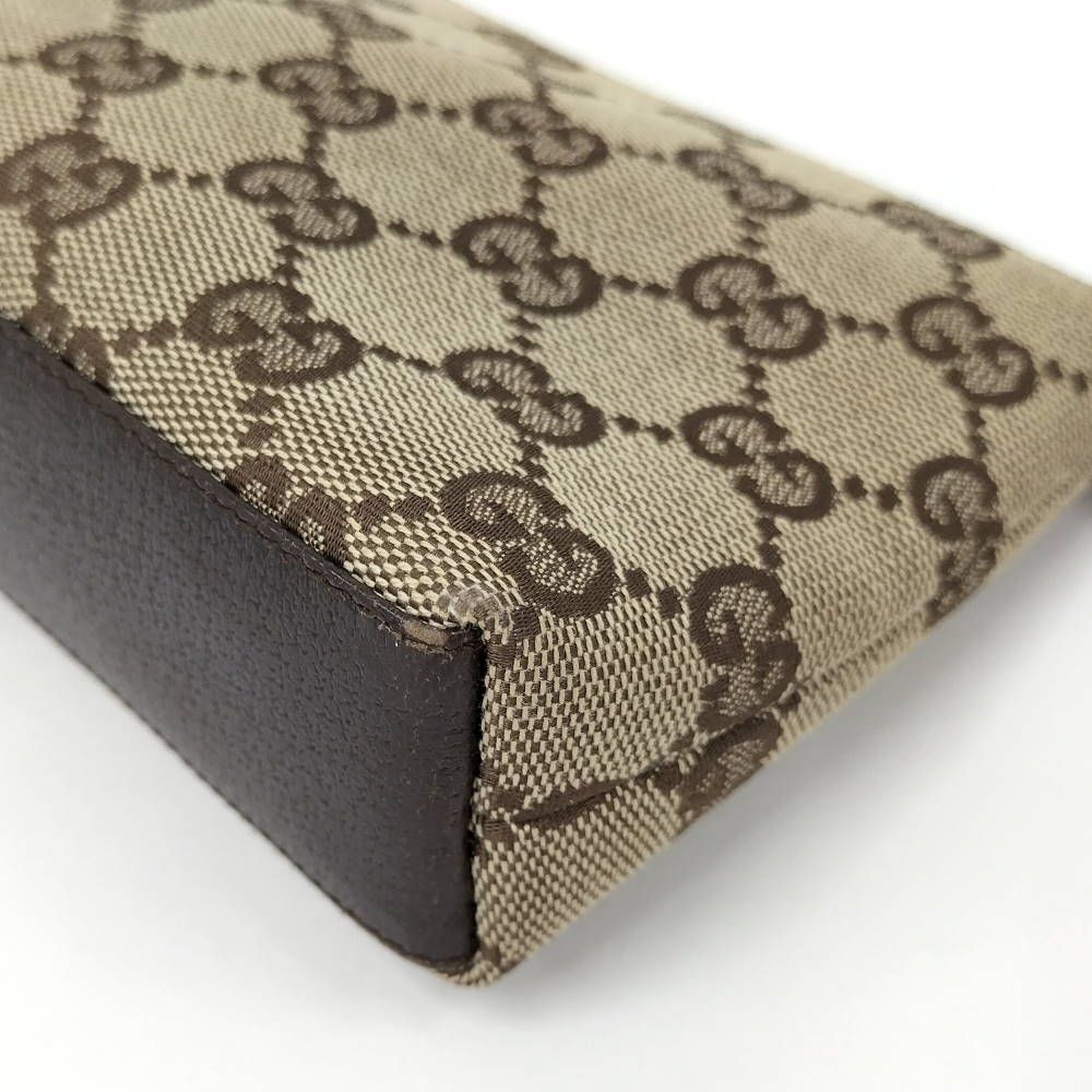 Gucci Makeup Pouch GG Canvas — view 3