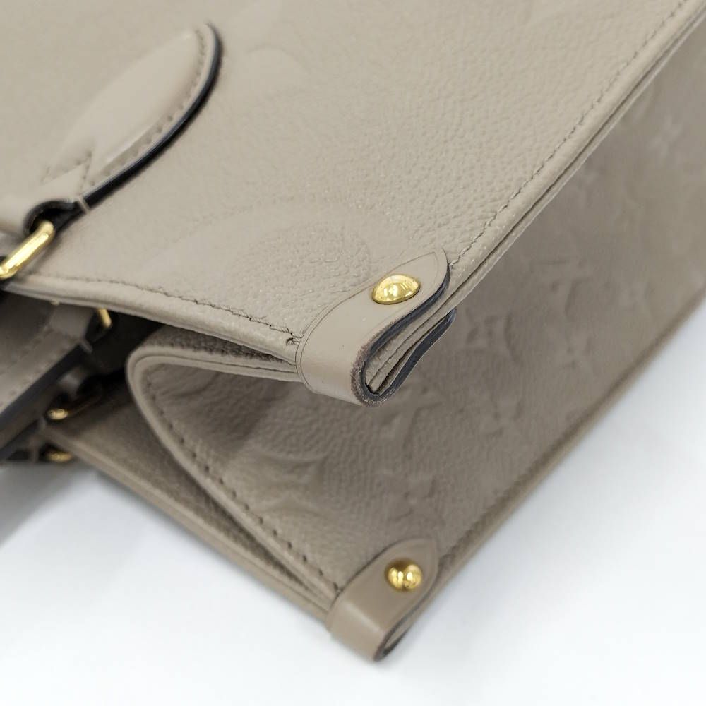 Louis Vuitton On The Go MM 2-Way Shoulder Bag Monogram Empreinte Tourterelle — view 5
