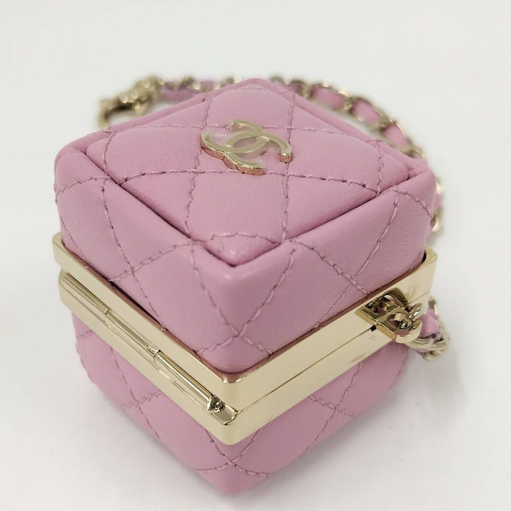 Chanel Mini Bag Charm Quilted Lambskin Pink — view 4