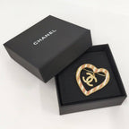 Chanel Heart Brooch CC Logo Rhinestone Gold Plated — view 7