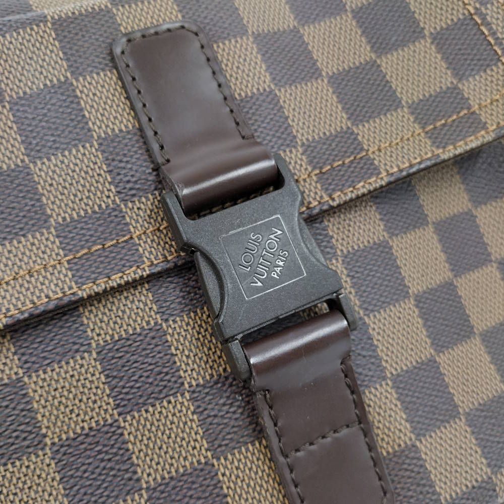 Louis Vuitton Pochette Melville Shoulder Bag Damier Ebene — view 6