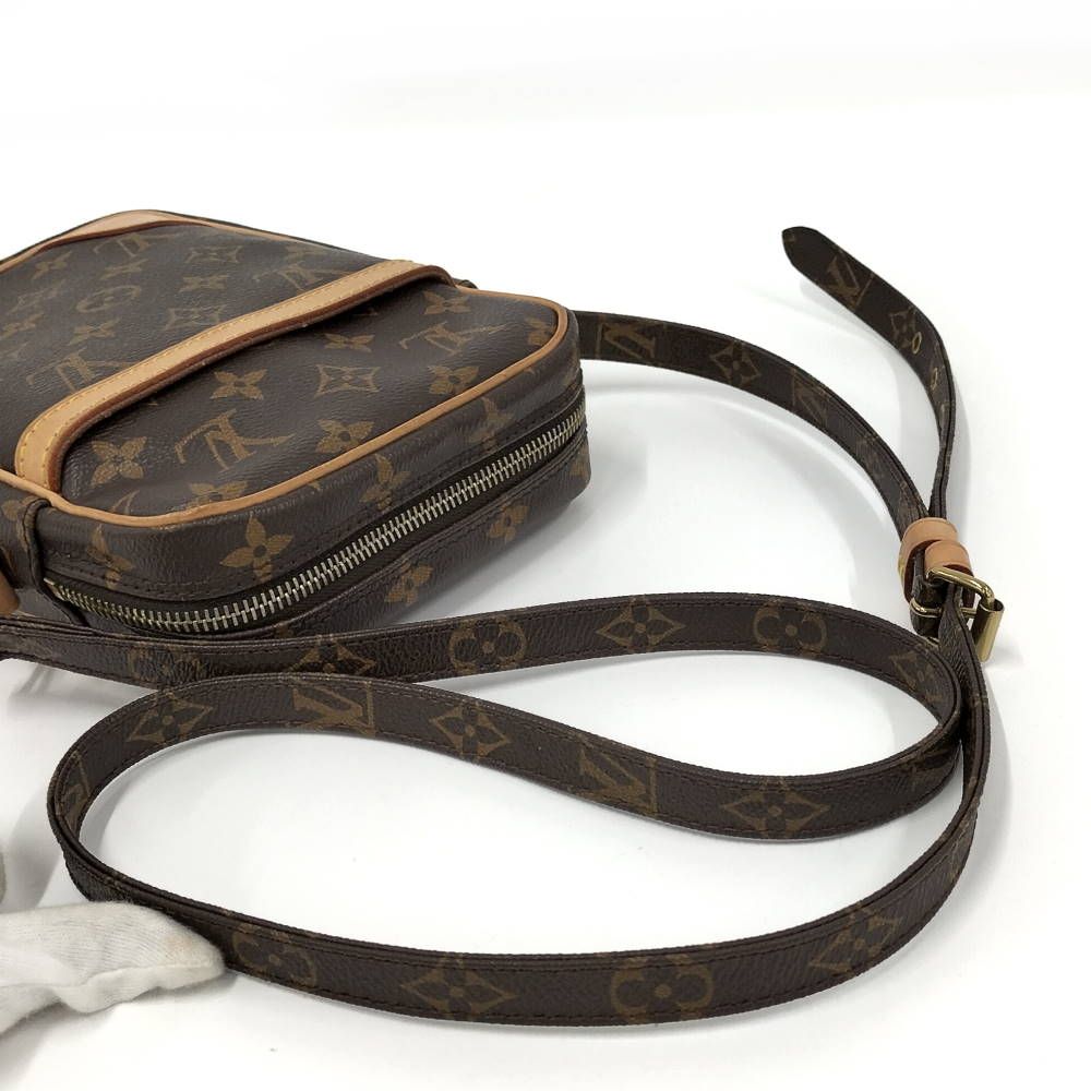 Louis Vuitton Danube Shoulder Bag Monogram — view 4