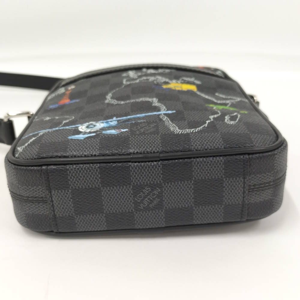 Louis Vuitton Danube PM NM Shoulder Bag Damier Graphite Map — view 4