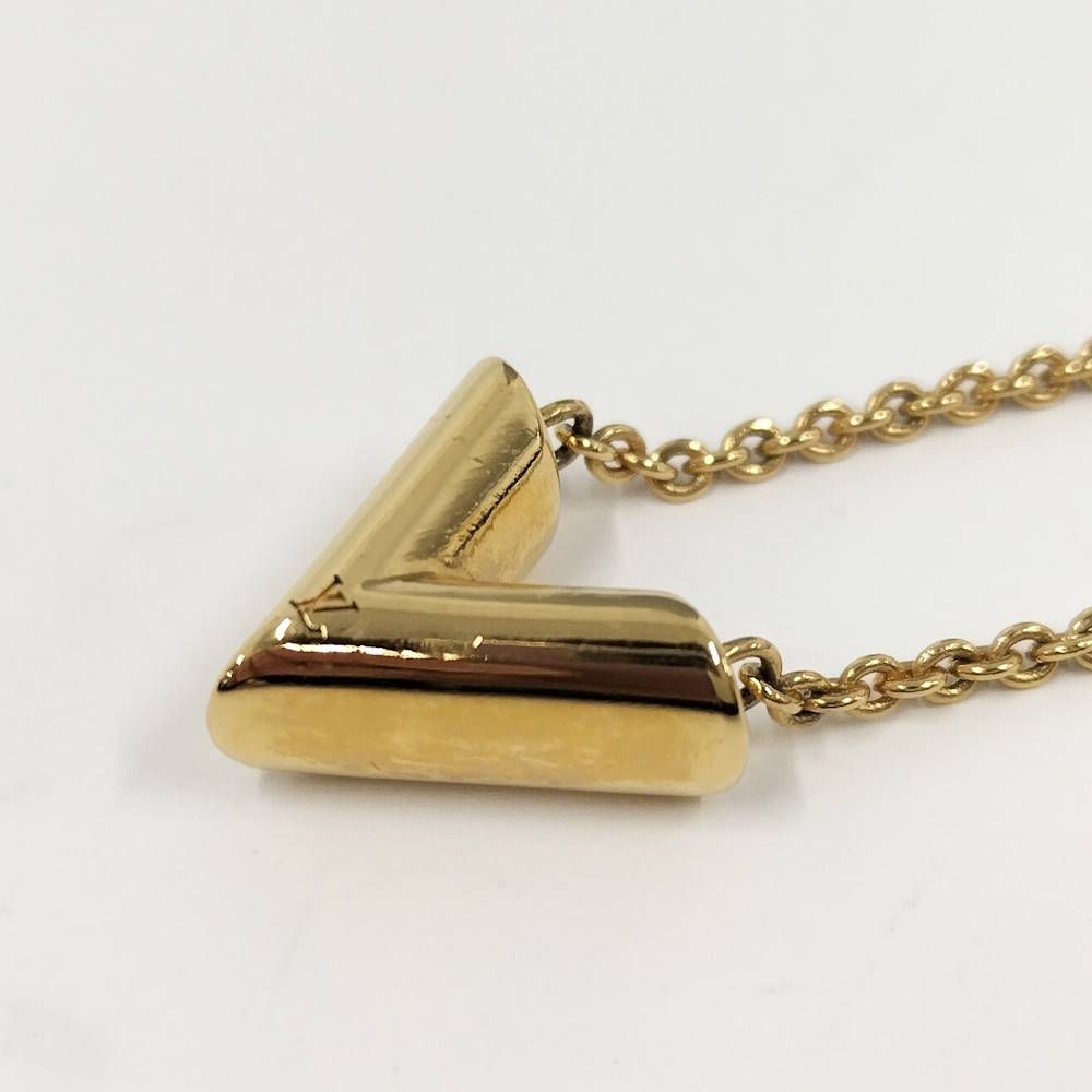 Louis Vuitton Necklace Essential Plated Gold — view 6