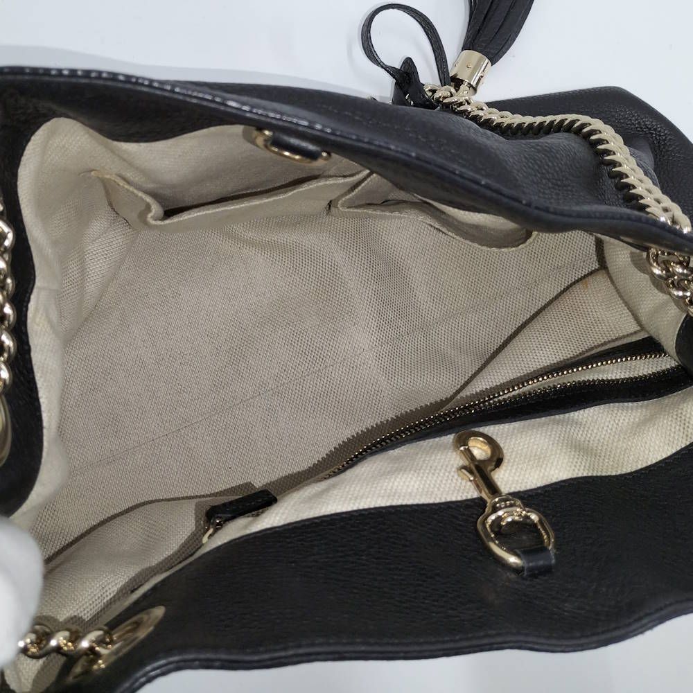 Gucci Chain Shoulder Bag Interlocking Leather Black — view 9