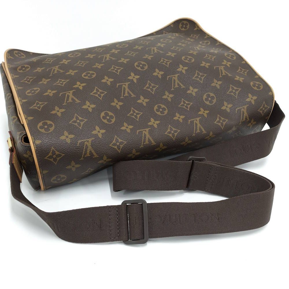 Louis Vuitton Aves Messenger Bag Monogram — view 6