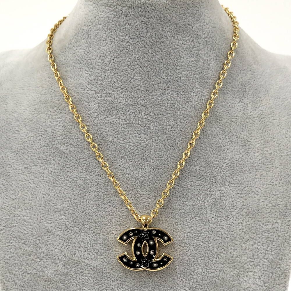 Chanel Necklace CC Logo Plated Gold — view 6