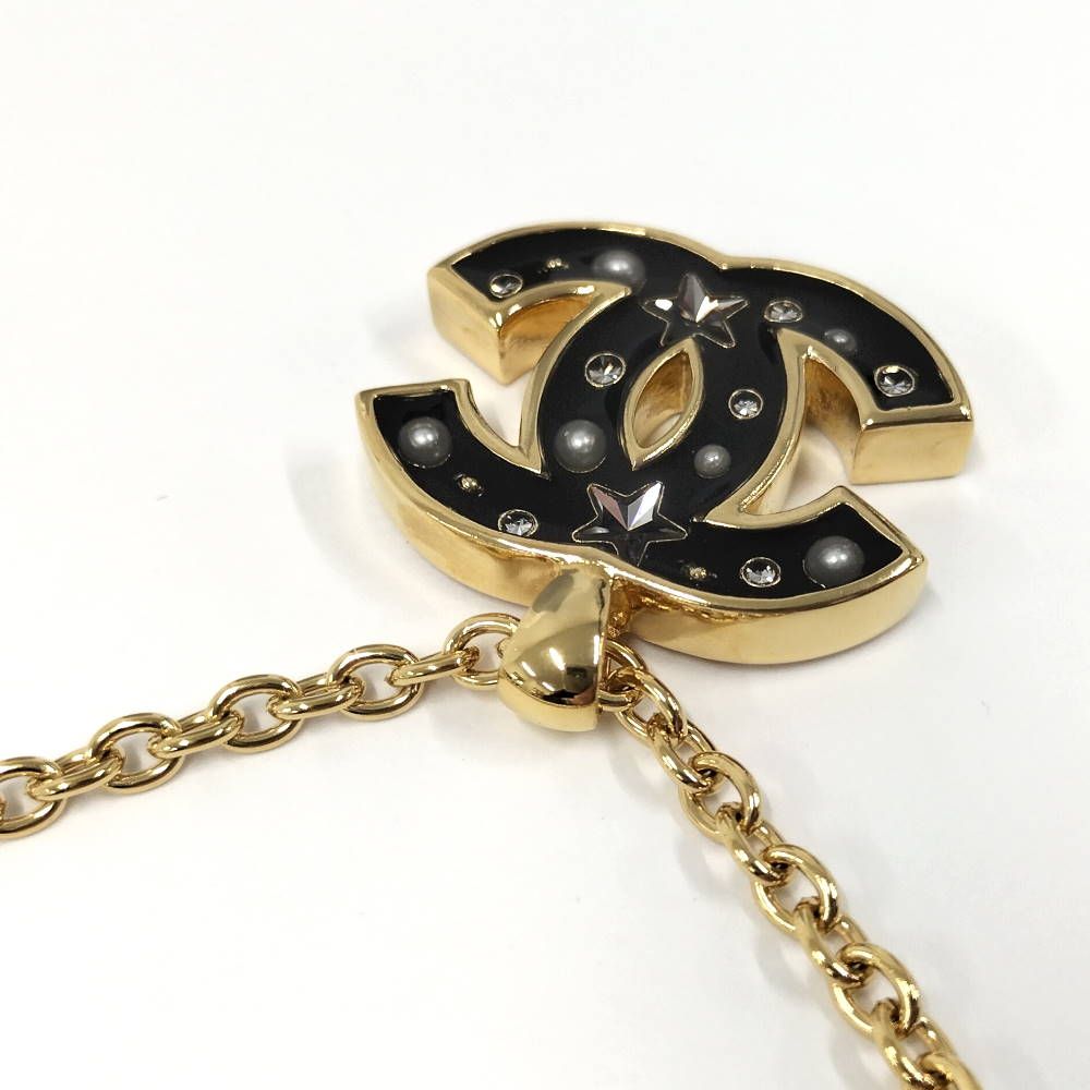 Chanel Necklace CC Logo Plated Gold — view 4