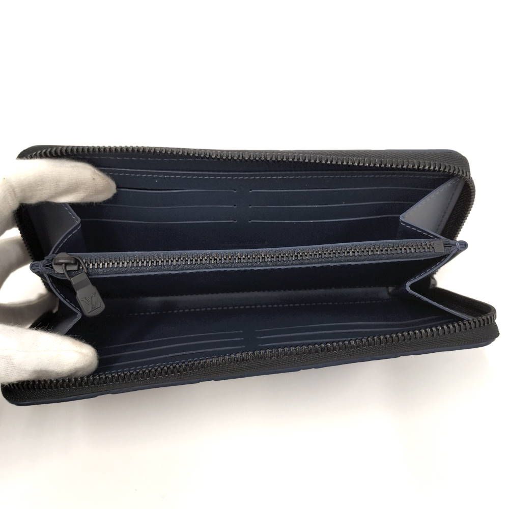 Louis Vuitton Zippy Wallet Horizontal Zip Around Monogram Shadow — view 2