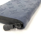 Louis Vuitton Zippy Wallet Horizontal Zip Around Monogram Shadow — view 5