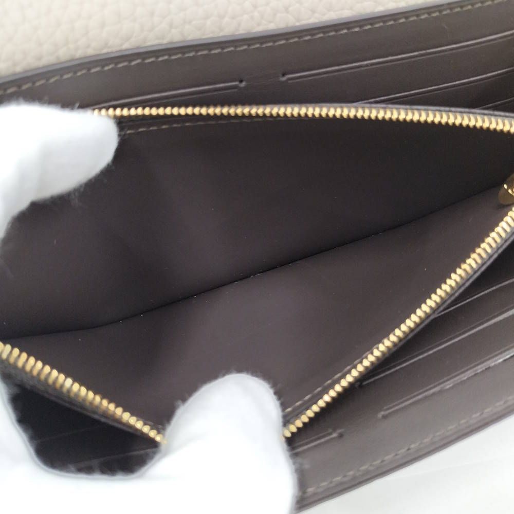 Louis Vuitton Portefeuille Capucines Wallet Taurillon Leather Galle — view 8