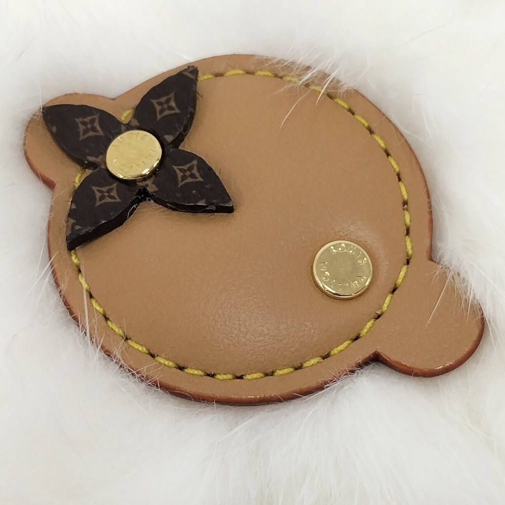 Louis Vuitton Key Holder Vivienne — view 9