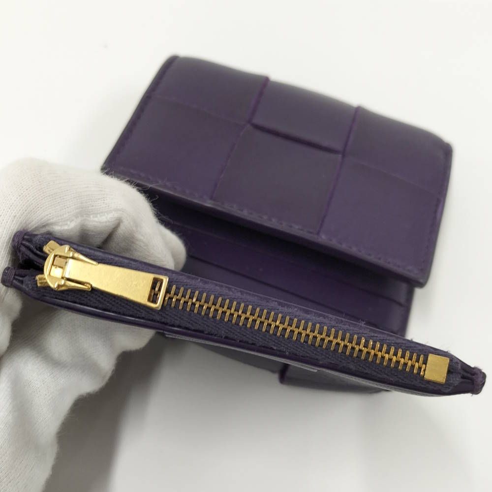Bottega Veneta Trifold Wallet Intrecciato Small Leather Purple — view 8