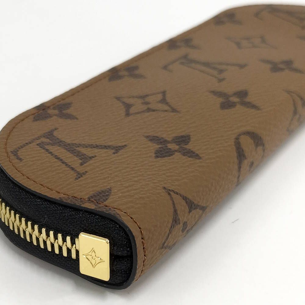 Louis Vuitton Pencil Pouch Charlotte Pen Case Monogram Reverse — view 5