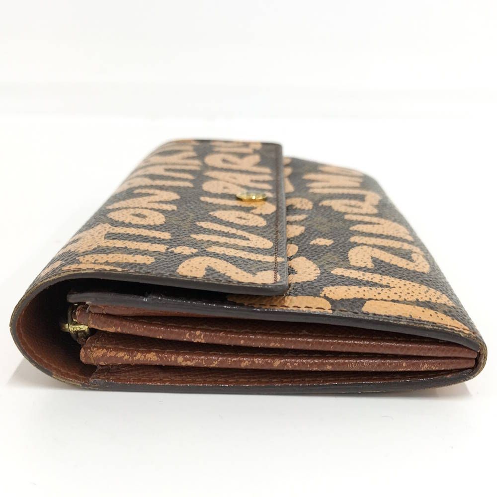 Louis Vuitton Bifold Wallet Porte-Monnaie Cles Monogram Graffiti — view 6