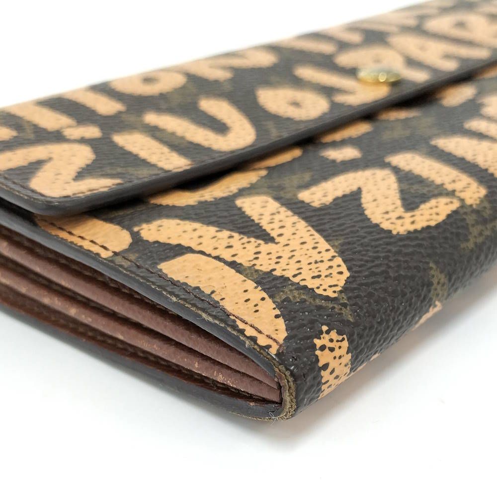 Louis Vuitton Bifold Wallet Porte-Monnaie Cles Monogram Graffiti — view 5