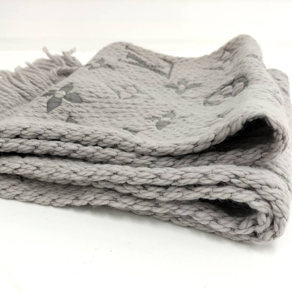 Louis Vuitton Echarpe Logo Mania Scarf Monogram Wool Silk — view 3