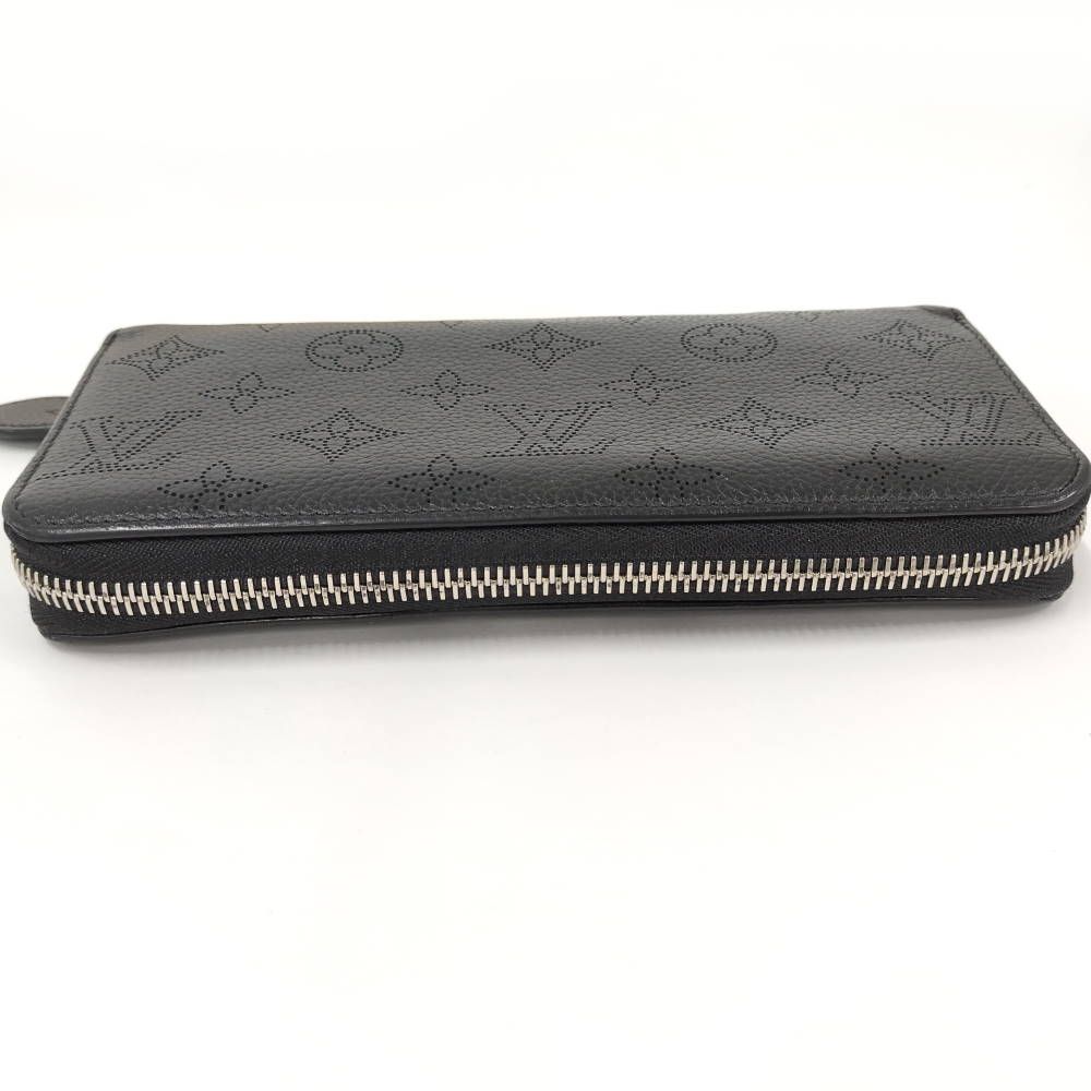 Louis Vuitton Zippy Wallet Mahina Monogram Noir Black — view 5