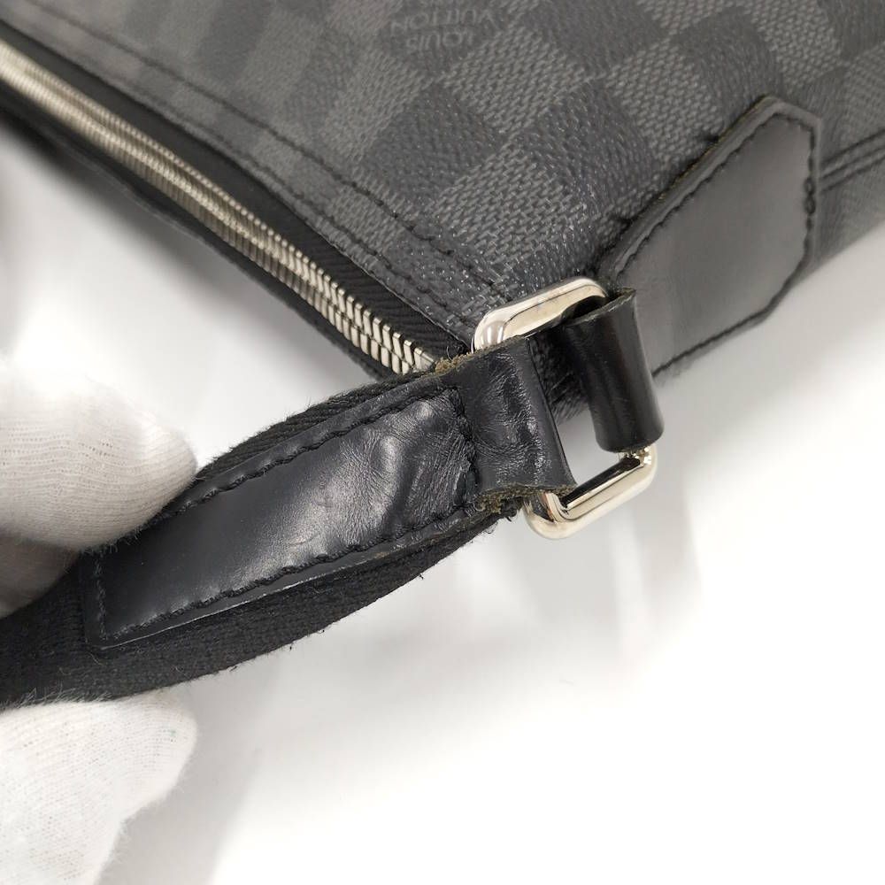 Louis Vuitton Mick MM Shoulder Bag Damier Graphite — view 6
