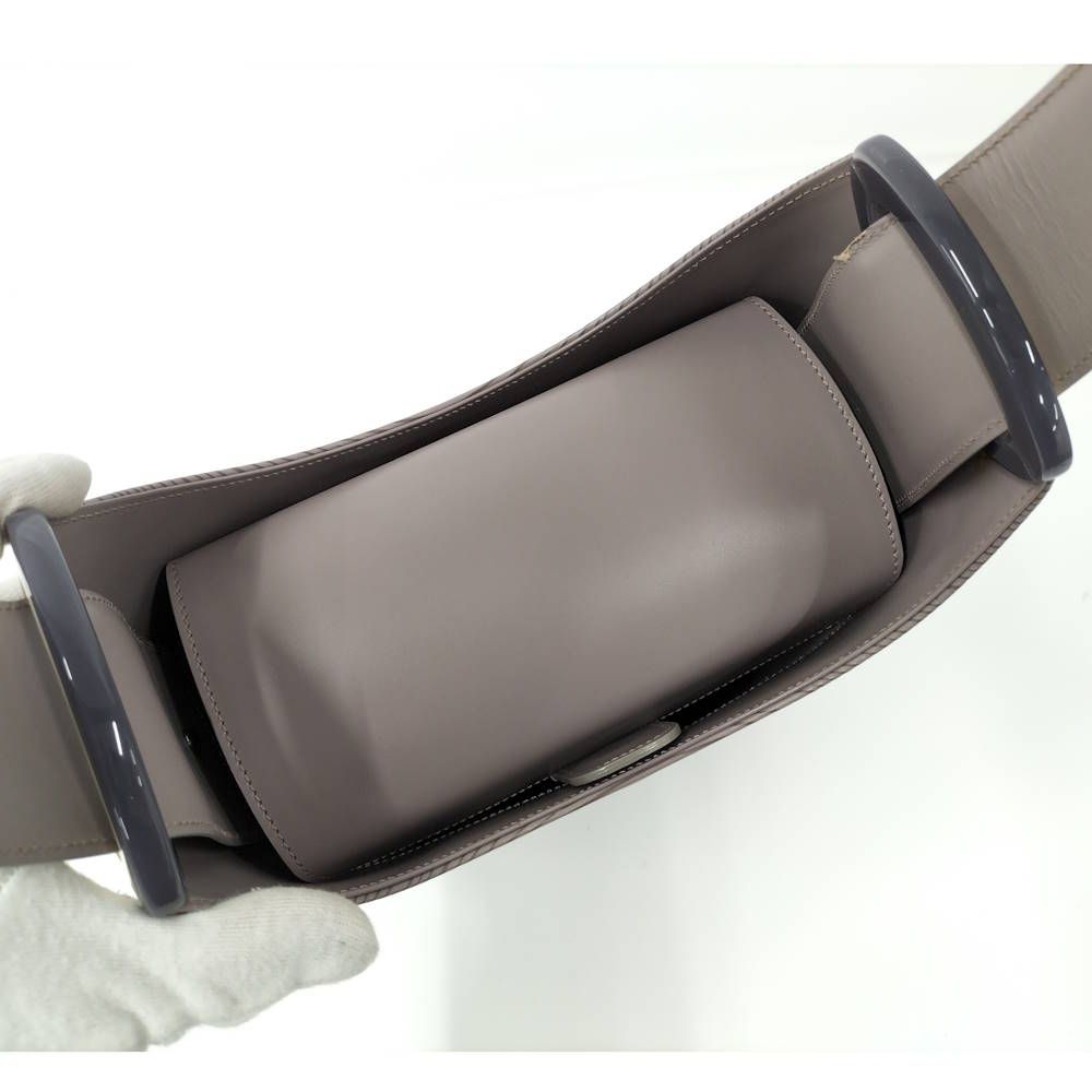 Louis Vuitton Verso Shoulder Bag Epi — view 8