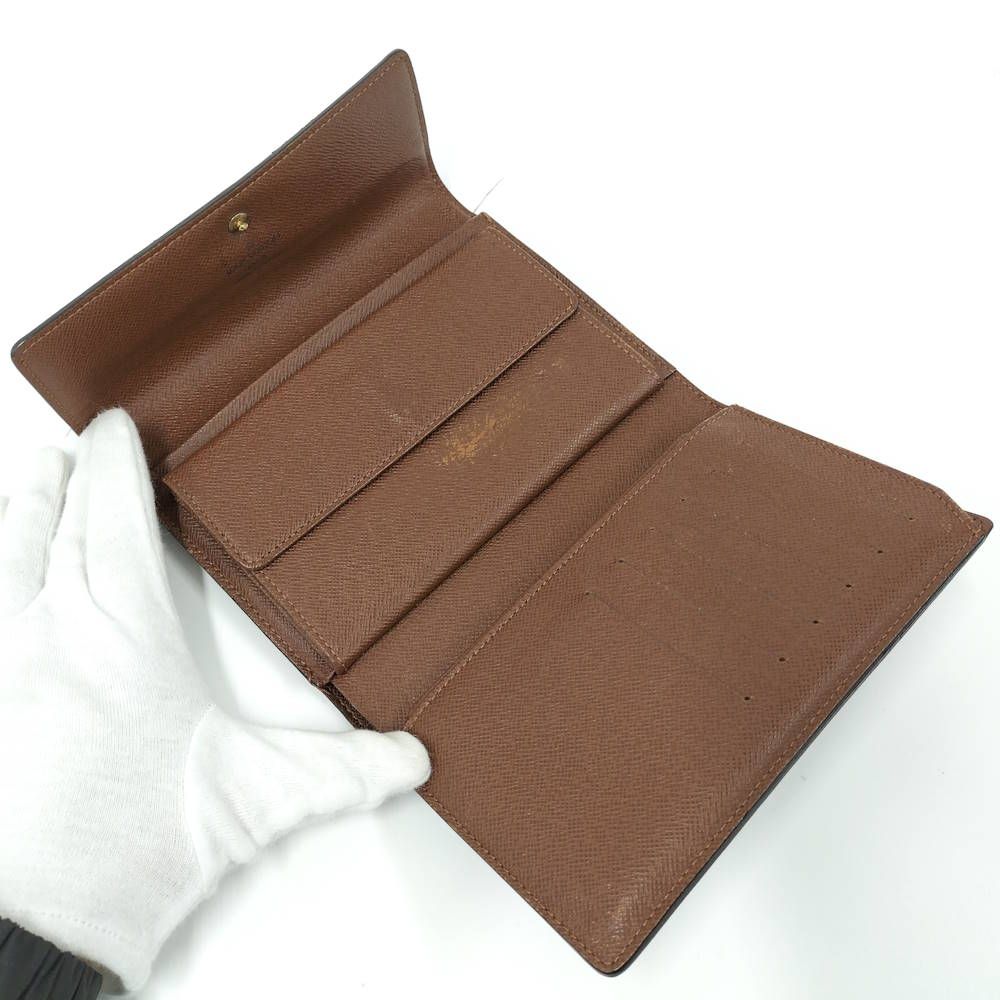 Louis Vuitton Pochette Passpole Trifold Wallet with Passcase Monogram — view 2