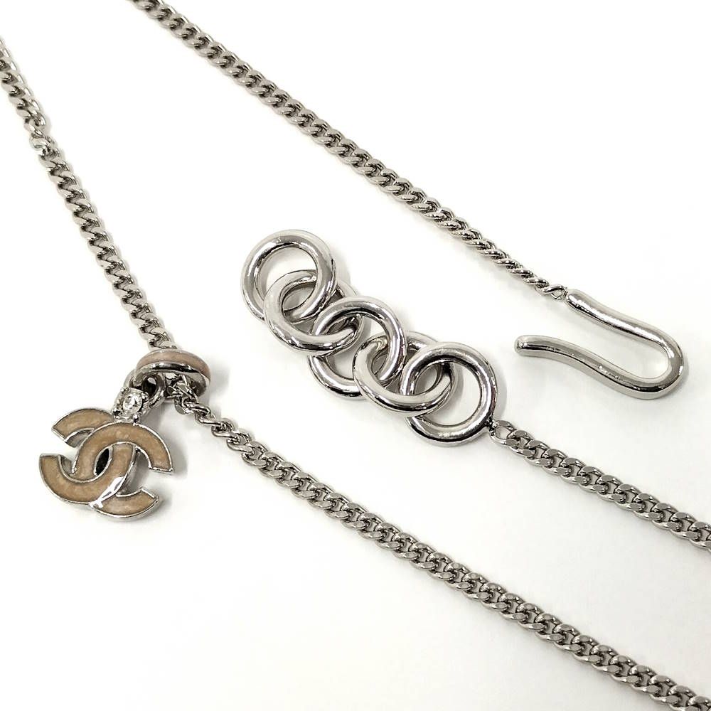 Chanel Necklace Logo CC Silver Plated — view 4