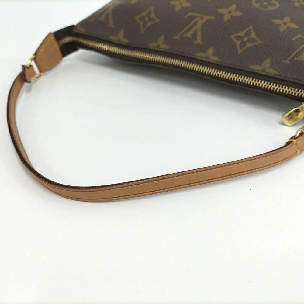 Louis Vuitton Pouch Pochette Monogram — view 8
