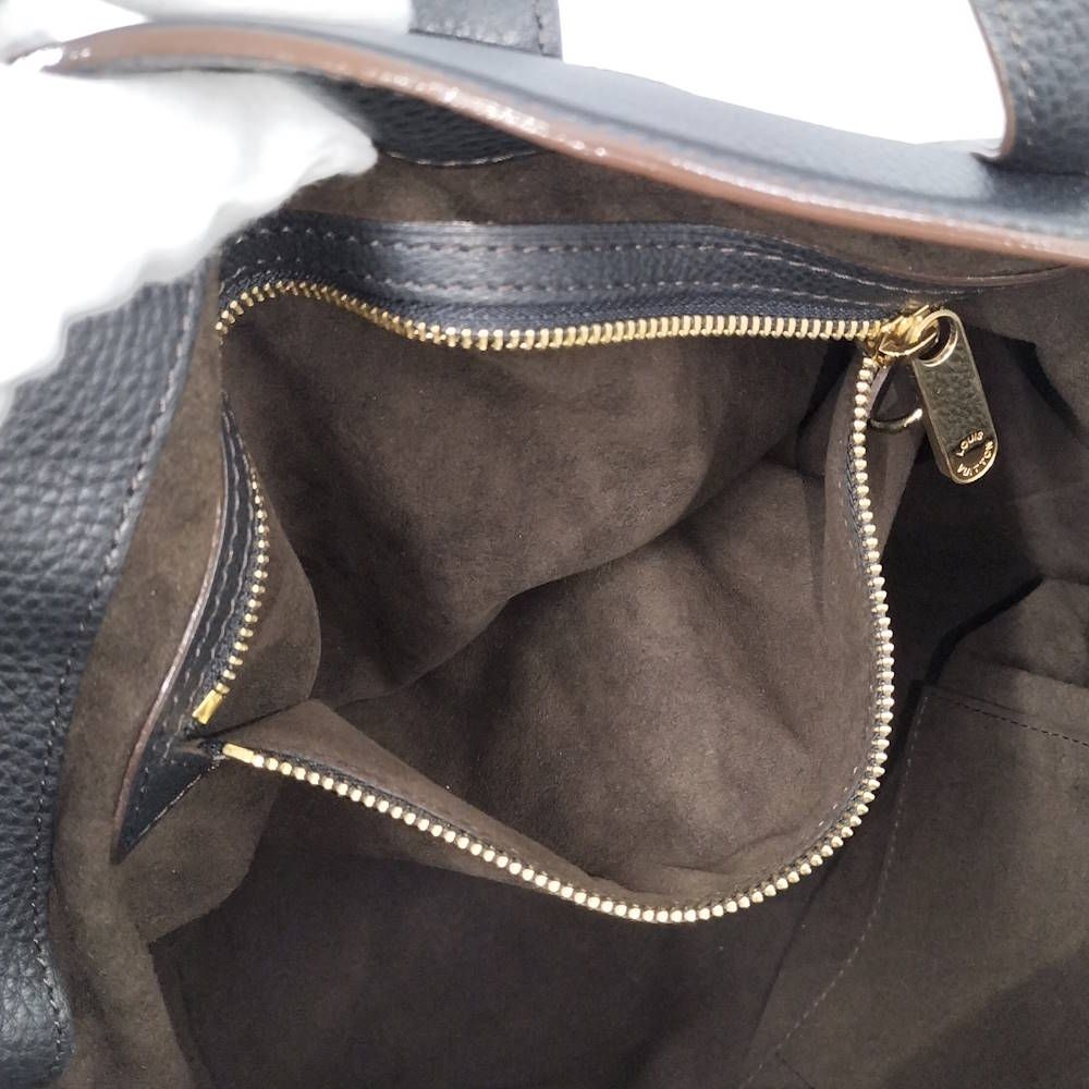 Louis Vuitton Seal PM Handbag Monogram Mahina — view 9