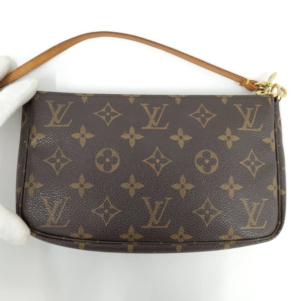 Louis Vuitton Pochette Handbag Monogram — view 2