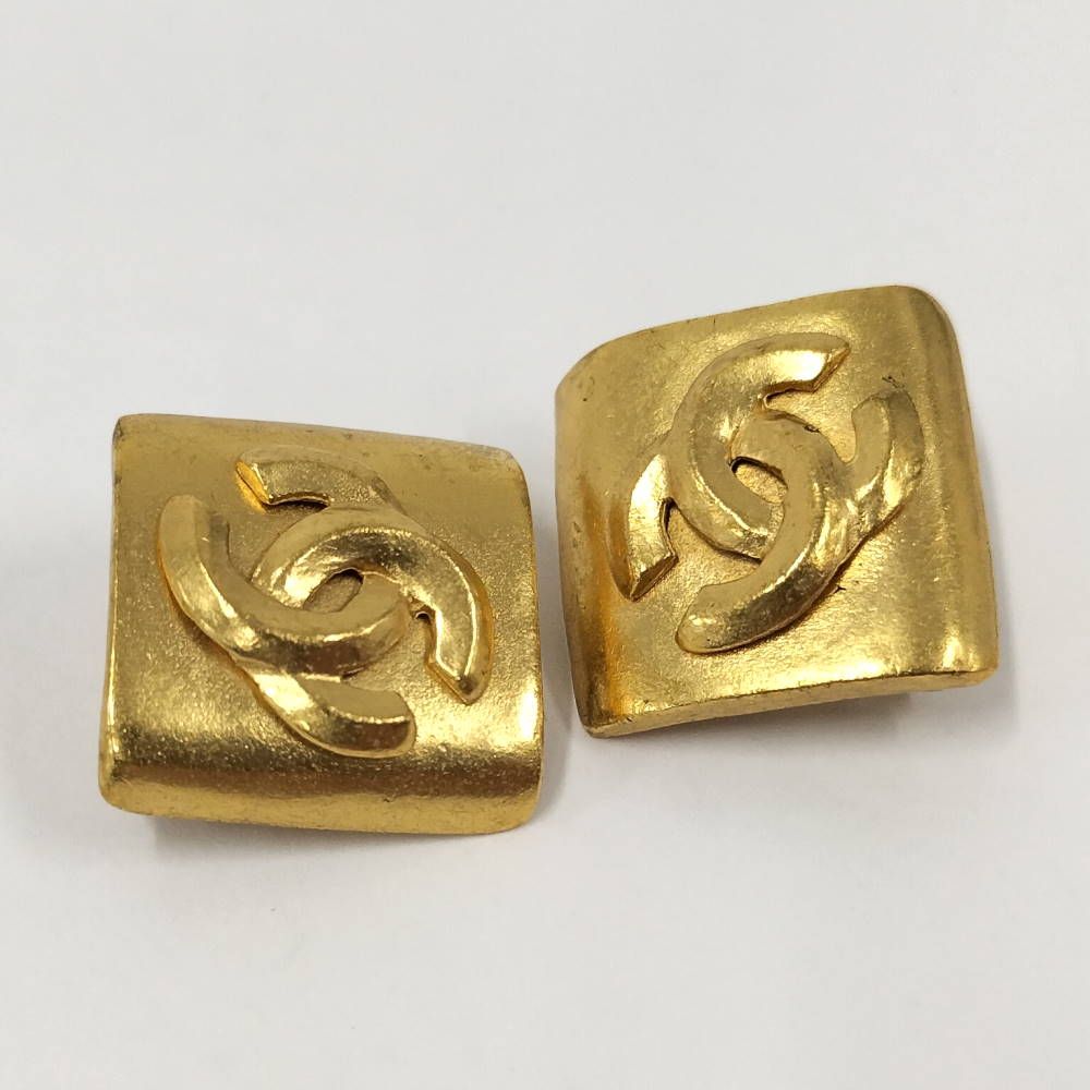 Chanel Earrings CC Logo Square — view 3