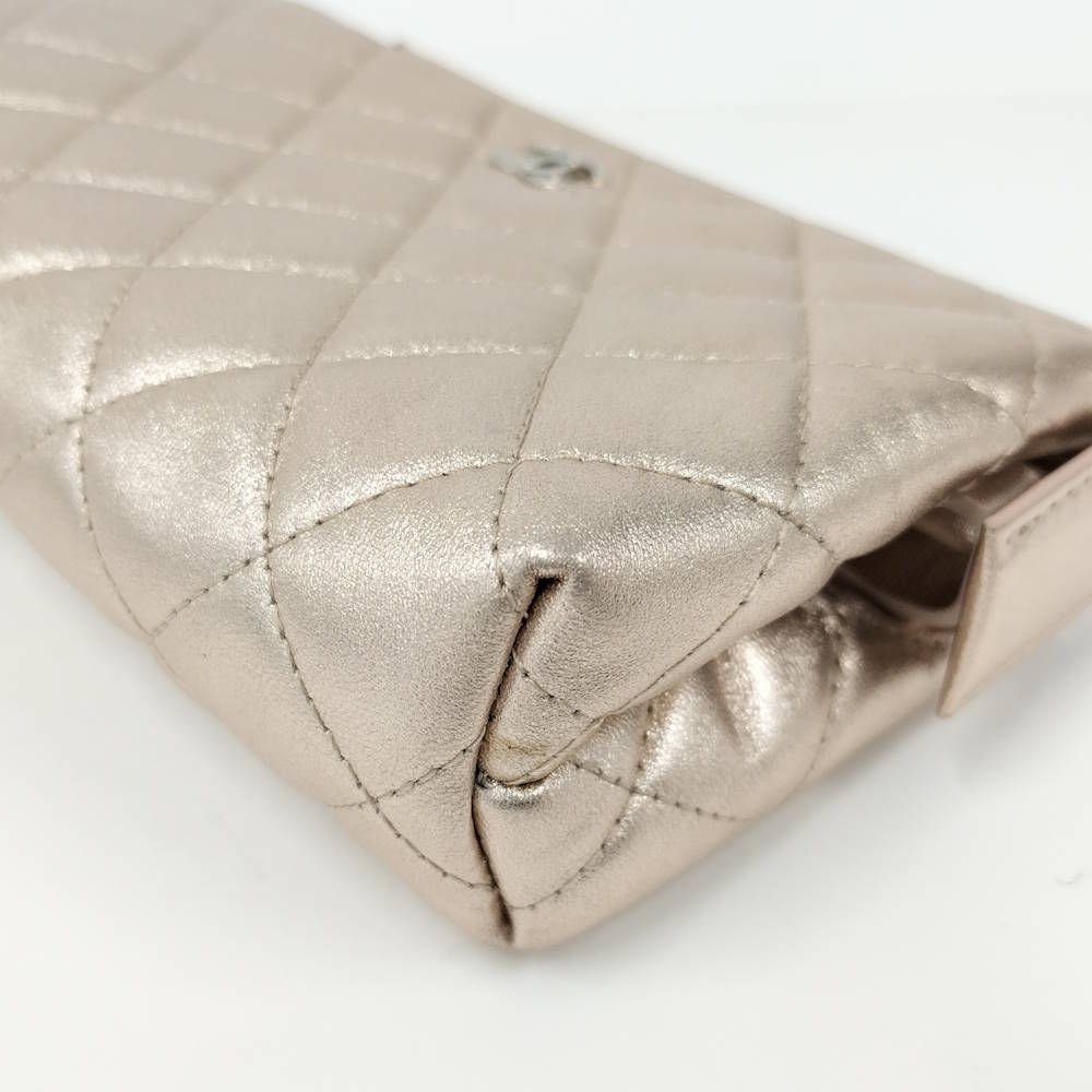 Chanel Quilted Cosmetic Pouch Metallic CC Logo Lambskin Pink — view 3