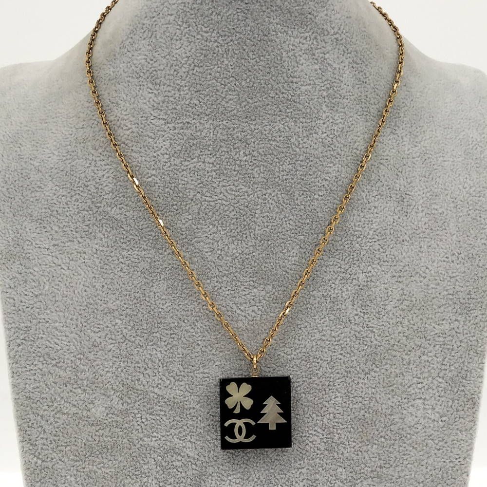 Chanel Necklace Square Plate CC Logo Black Gold Plated — view 8