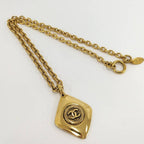 Chanel Necklace Plated Gold — view 3