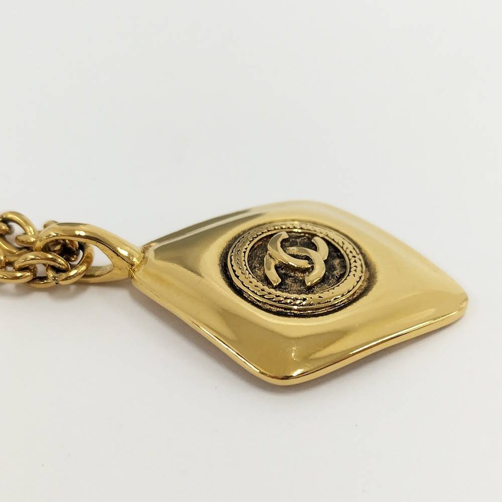 Chanel Necklace Plated Gold — view 4