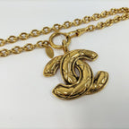 Chanel CC Logo Necklace Plated Gold — view 4