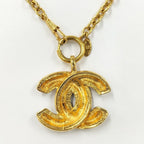 Chanel CC Logo Necklace Plated Gold — view 2