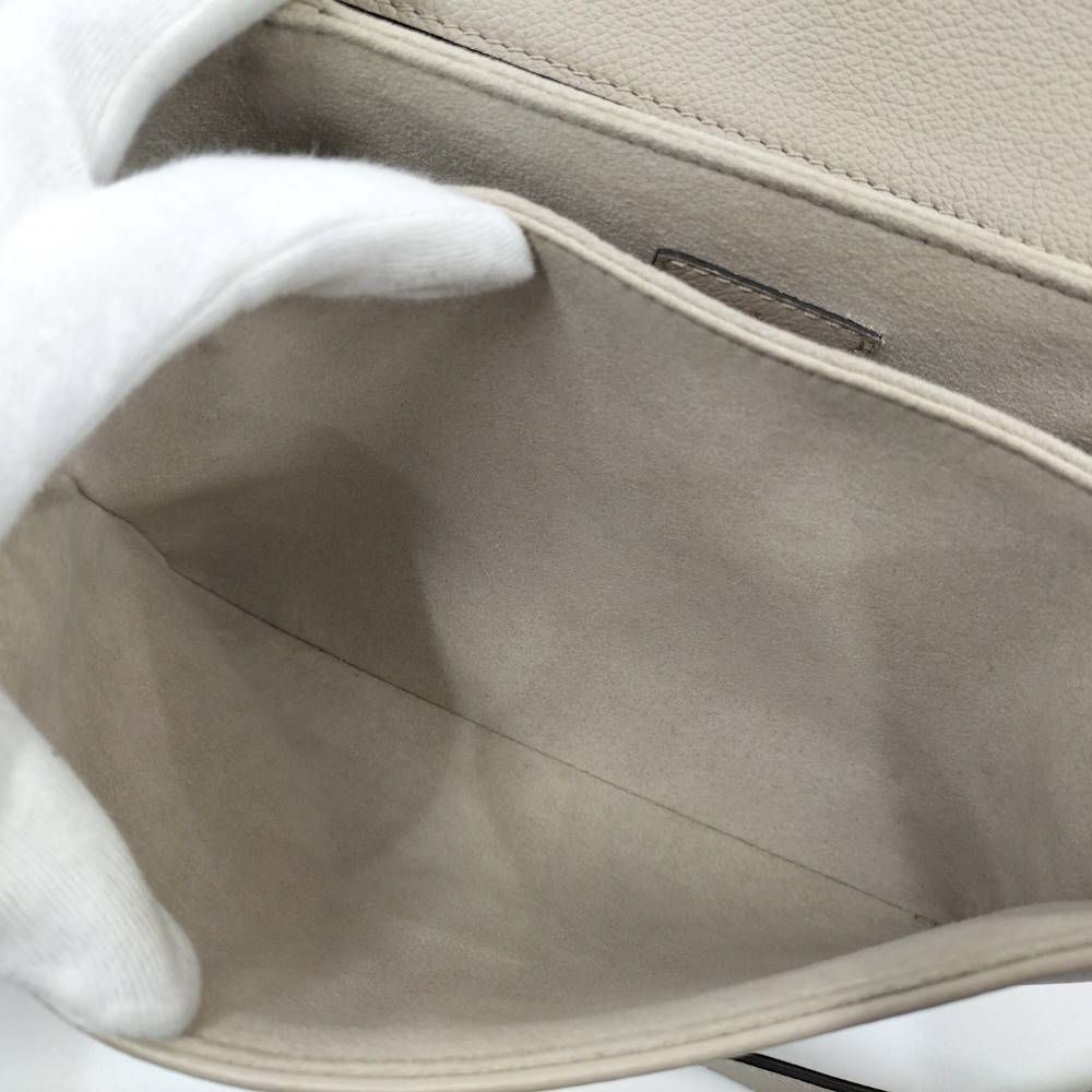 Louis Vuitton Oxford Shoulder Bag Beige — view 9