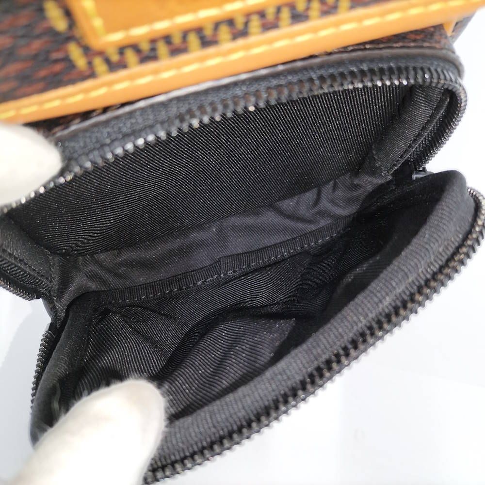 Louis Vuitton Amazon Messenger Collaboration Damier Giant Shoulder Bag — view 8