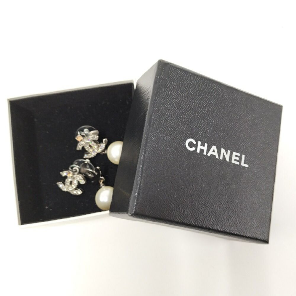 Chanel CC Logo Rhinestone Earrings Plated Silver — view 9