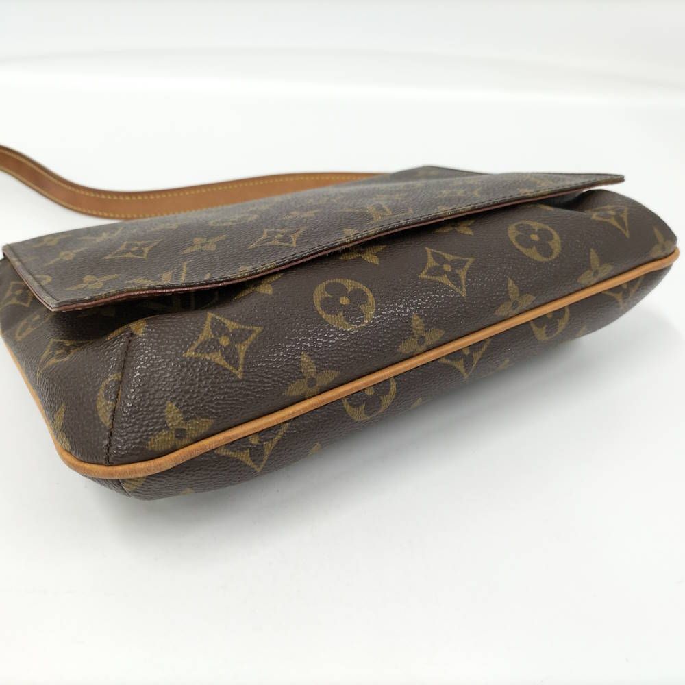 Louis Vuitton Shoulder Bag Musette Tango Short Monogram — view 4