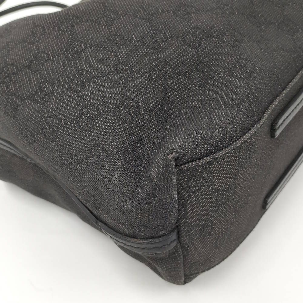 Gucci Shoulder Bag GG Canvas Black — view 3